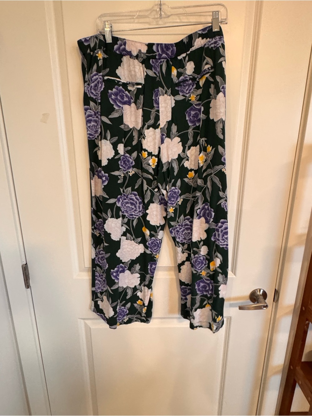 Merona Dark Green Wide-Leg Floral Pants with Periwinkle & White Blooms